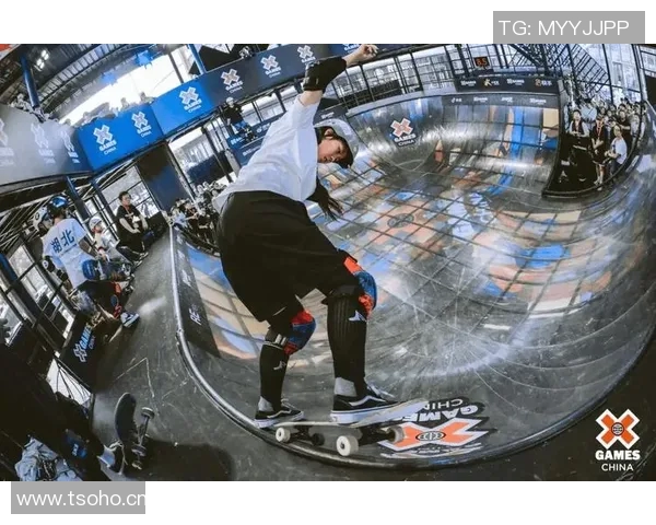 成都滑板精英赛点评极限运动队展现出色节奏与团队默契